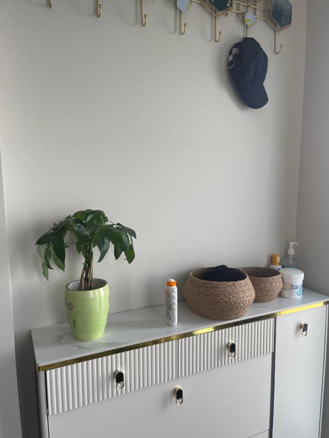 Modern Huge Double Room With Private Bathroom In Colindale Edgware ภายนอก รูปภาพ
